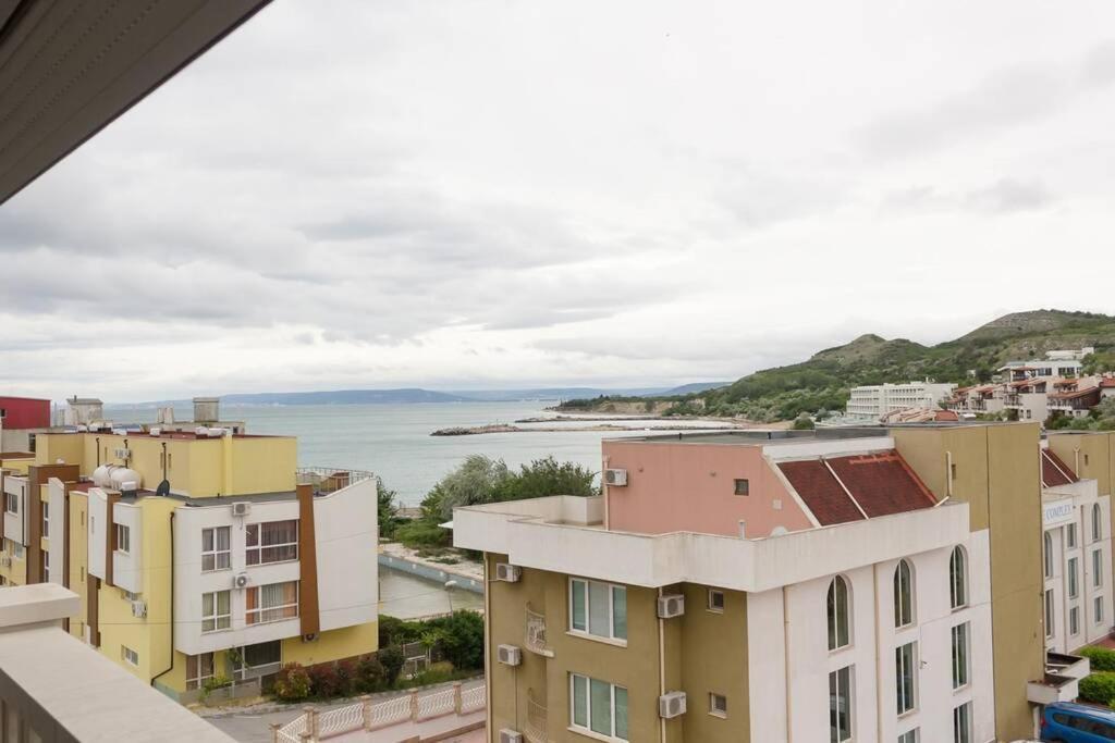 Perfect Summer Vacation Rental - One-Bedroom Flat By Flat Mаnager Топола Екстер'єр фото